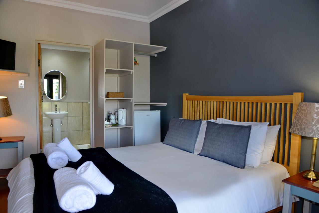 Annie'S Boutique Guesthouse And Garden Spa Hartbeespoort Exterior photo