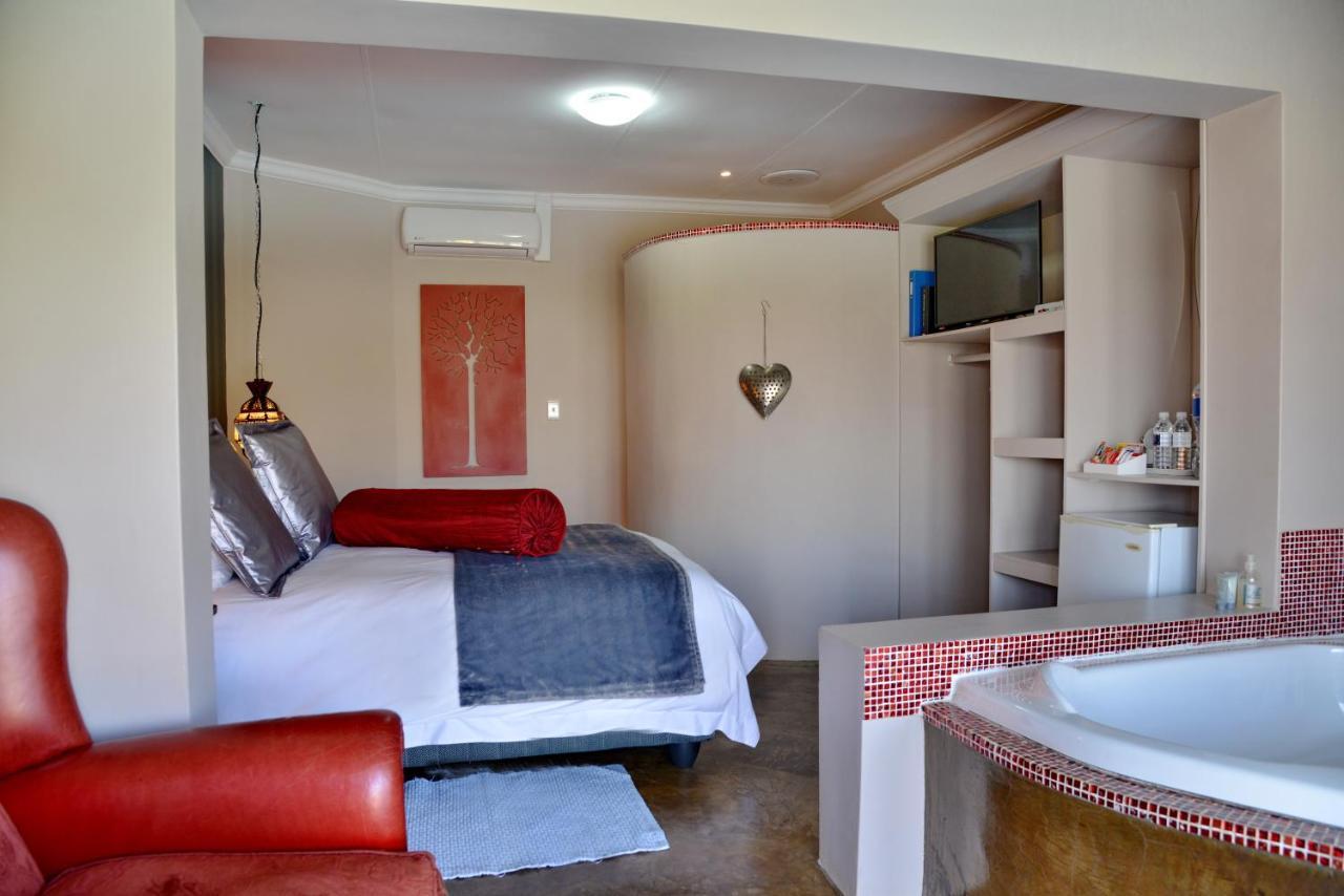 Annie'S Boutique Guesthouse And Garden Spa Hartbeespoort Exterior photo