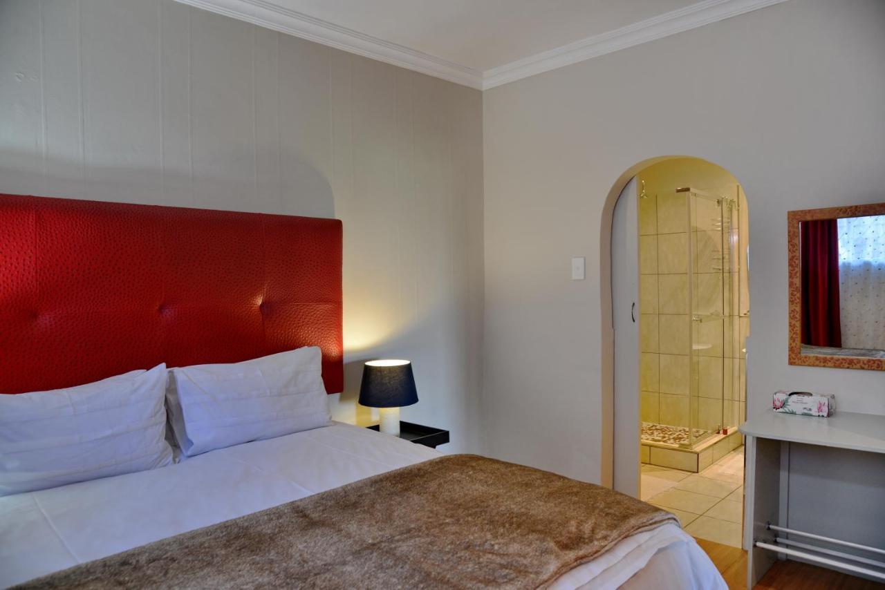 Annie'S Boutique Guesthouse And Garden Spa Hartbeespoort Exterior photo