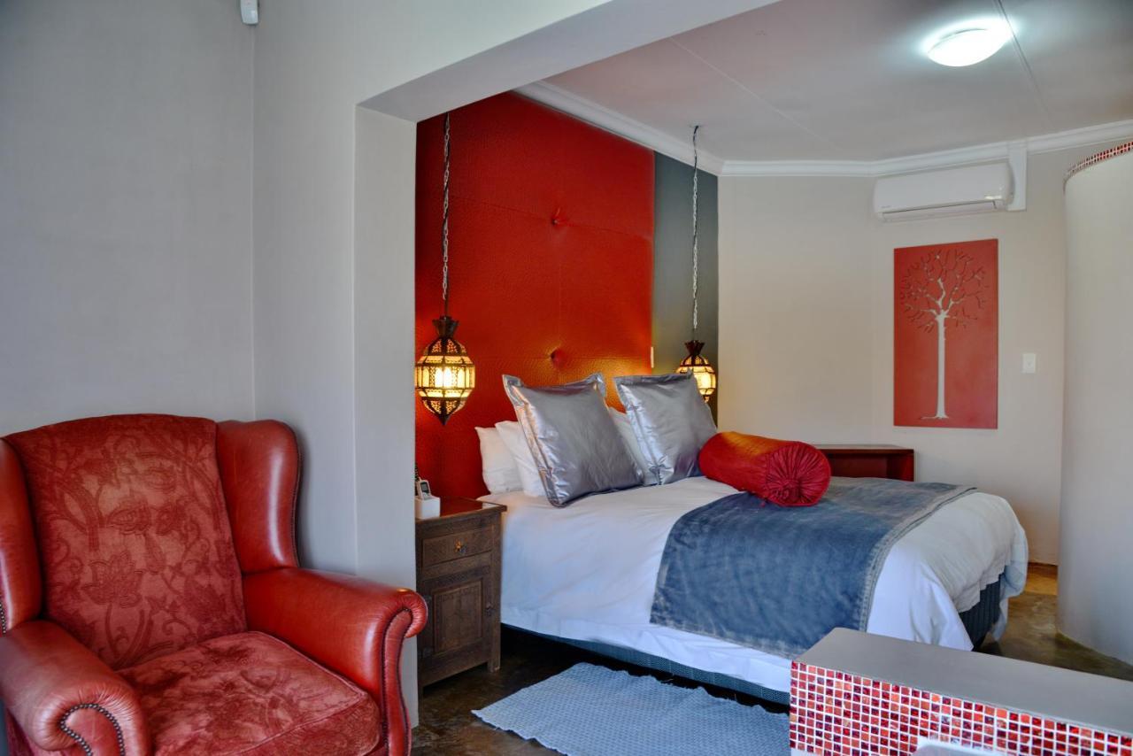 Annie'S Boutique Guesthouse And Garden Spa Hartbeespoort Exterior photo