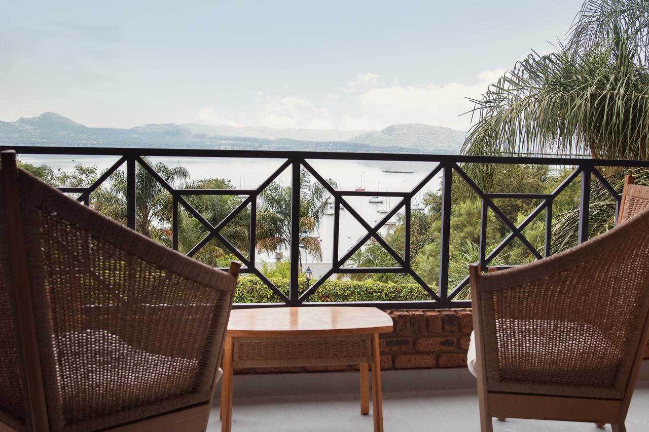 Annie'S Boutique Guesthouse And Garden Spa Hartbeespoort Exterior photo